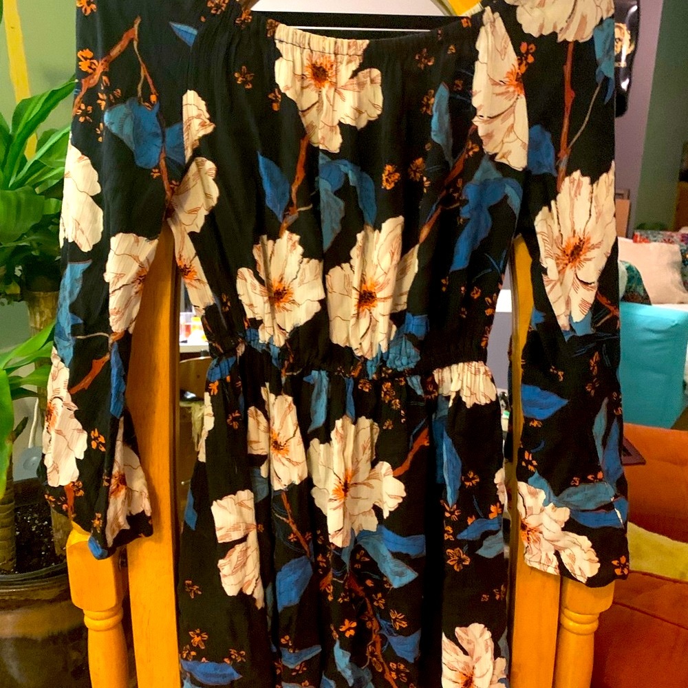 🔥Rare Billabong floral dress. - Picture 6 of 8